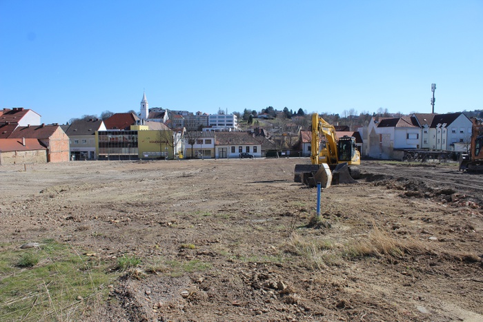 Brachfläche in der Michael Koch Straße nach dem großflächigen Abriss, 2020 © Johann Gallis