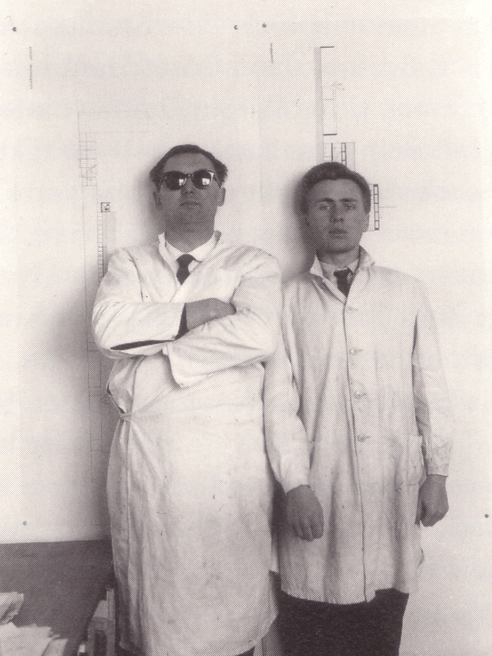 Johannes Spalt (l.) und Friedrich Kurrent (r.)
in ihrem Büro in Wien, 1957