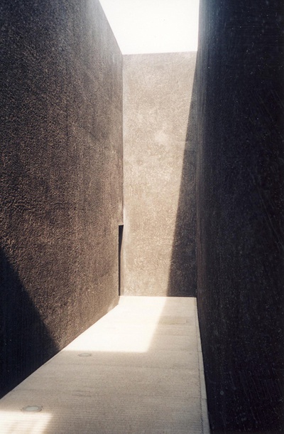 Martin Kvasnica: Chatam Sofer Memorial, 2002