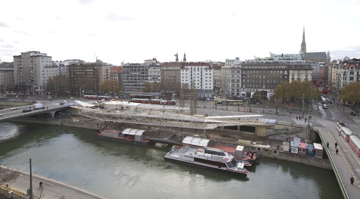 Fasch & Fuchs: Schiffstation Wien City