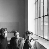 Wilhelm Holzbauer, Johannes Spalt und Friedrich Kurrent in ihrem Atelier, 1954