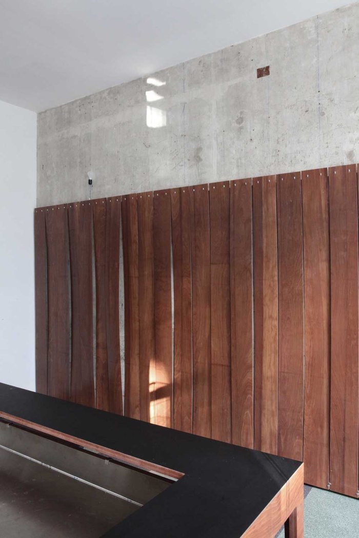 Claudia Cavallar, Bar Tabacchi (2011)