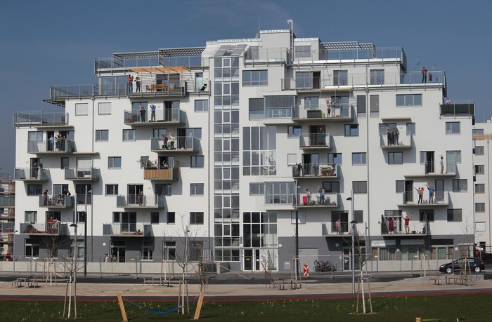 Die Bewohner haben ihr B.R.O.T.-Haus in Besitz genommen