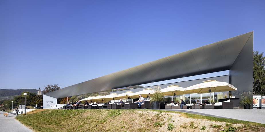 Schifffahrts- und Welterbezentrum in Krems-Stein an der Donau