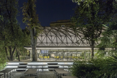 Robert College Murat Karamancı Student Center, Istanbul. Architektur: Alataş Architecture & Consulting / Tragwerksplanung: werkraum ingenieure. Auszeichnung: 2016 Türkischer Stahlbaupreis und 2017 European Steel Design Award of Excellence.