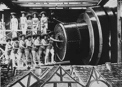 Filmstill: VOYAGE DANS LA LUNE (R: G. Meliès, F 1902)