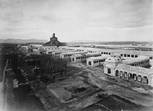 Anonym: Industrie-Palast. 
Total-Ansicht von Südosten, 1873, Lichtdruck  
(Copyright: Technisches Museum Wien)