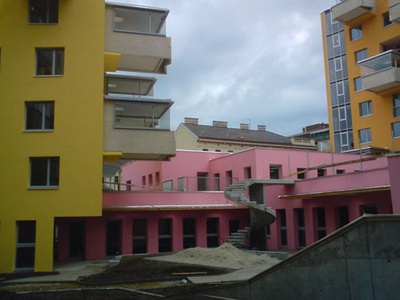 Bauvisite 119: Lainer + Partner / Terrassenhaus – Wohnbau und Kindertagesheim