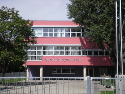 Bernoulli-Gymnasium, 1970 - Roland Rainer