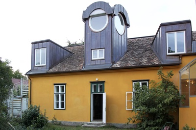 Hermann Czech, Dachausbau und Umgestaltung Haus R., Bad Vöslau, 2010 – 2019. Foto: Büro Czech
