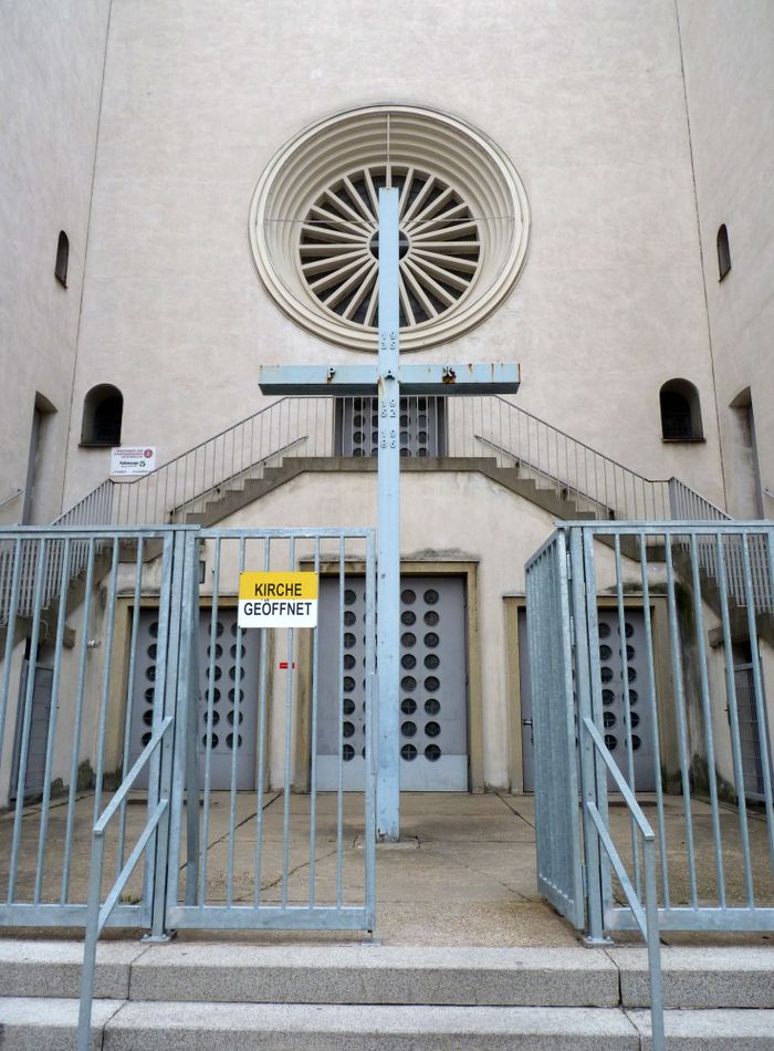 Königin des Friedens