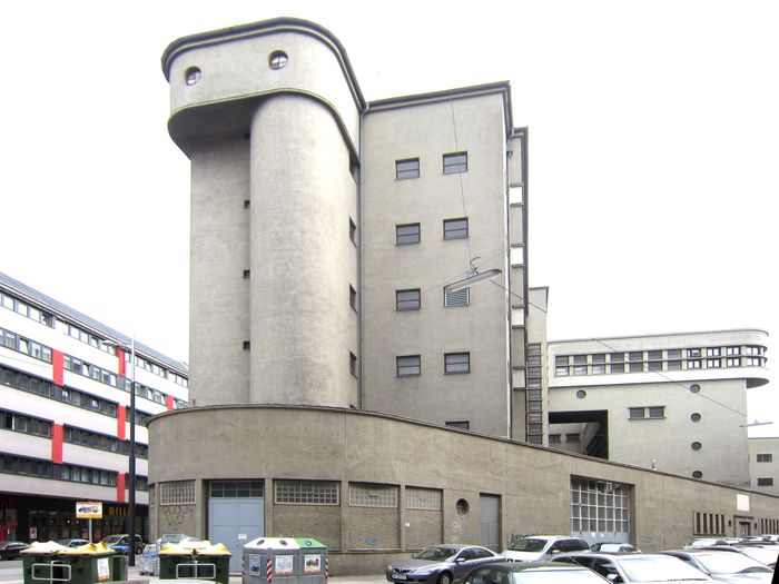 Umspannwerk Favoriten, Arch. Eugen Kastner und Fritz Waage, 1931