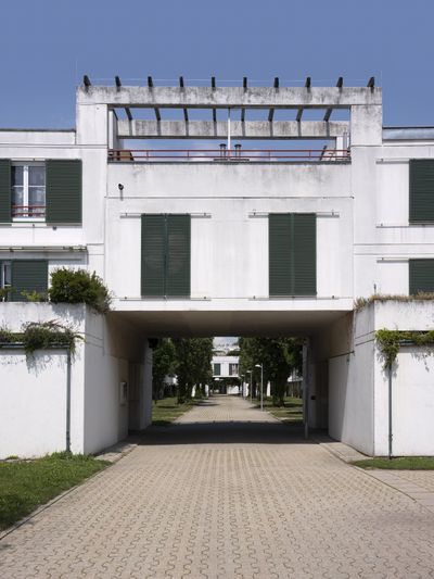 Werner Feiersinger, Wohnhausanlage Gerasdorferstraße, Wien, 2022.