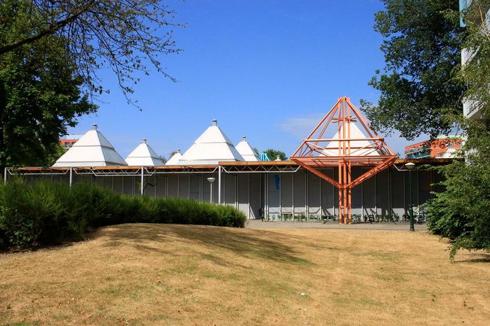Multifunktionales Zentrum ’t Karregat, Eindhoven, Frank van Klingeren, 1973, nach der Renovierung 2015