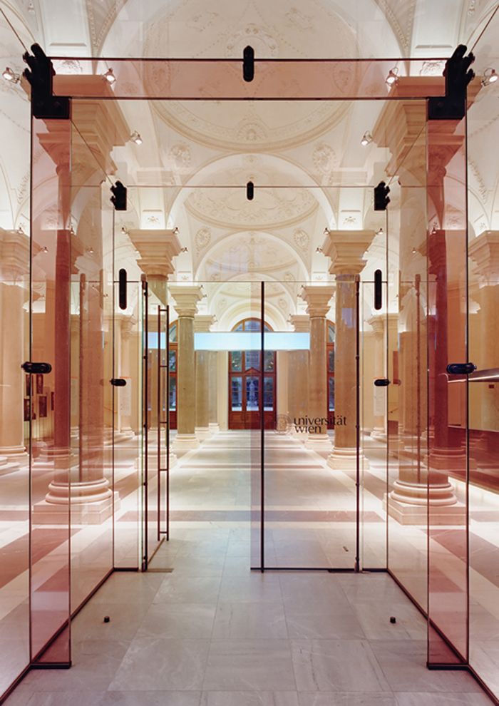Universität Wien, Eingangsaula