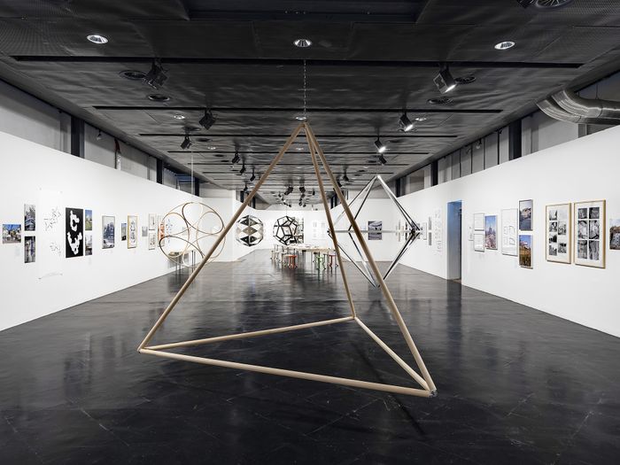 Ausstellungsansicht "Der Hang zur Geometrie"